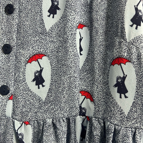 Beautiful never worn rainy day dress - Picture 2 of 3